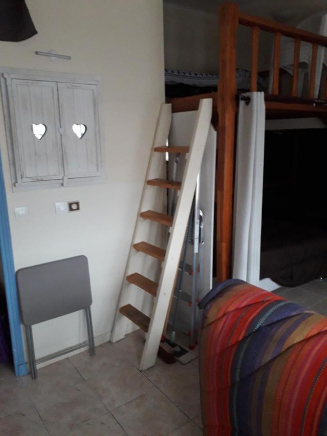 Studio avec coin chambre et mezzanine proche de la plage et du centre Villers-sur-Mer Extérieur photo